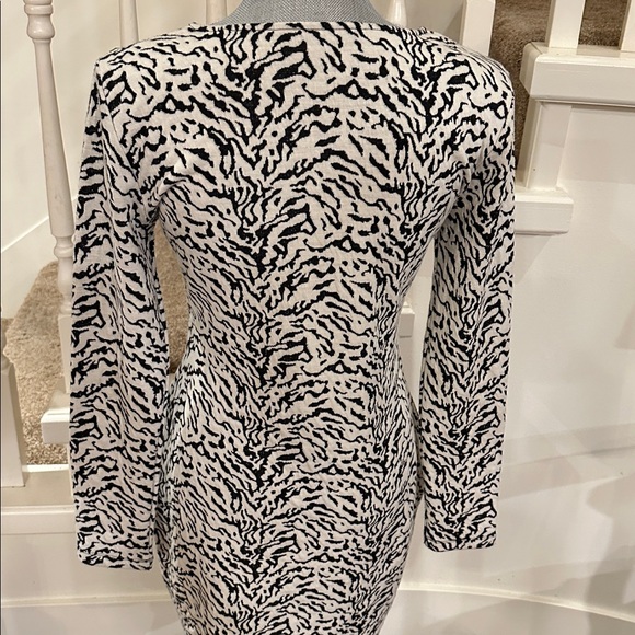 As new. Walter baker dress - Picture 8 of 9